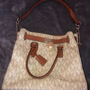 Michael Kors Traveler Hamilton Bag